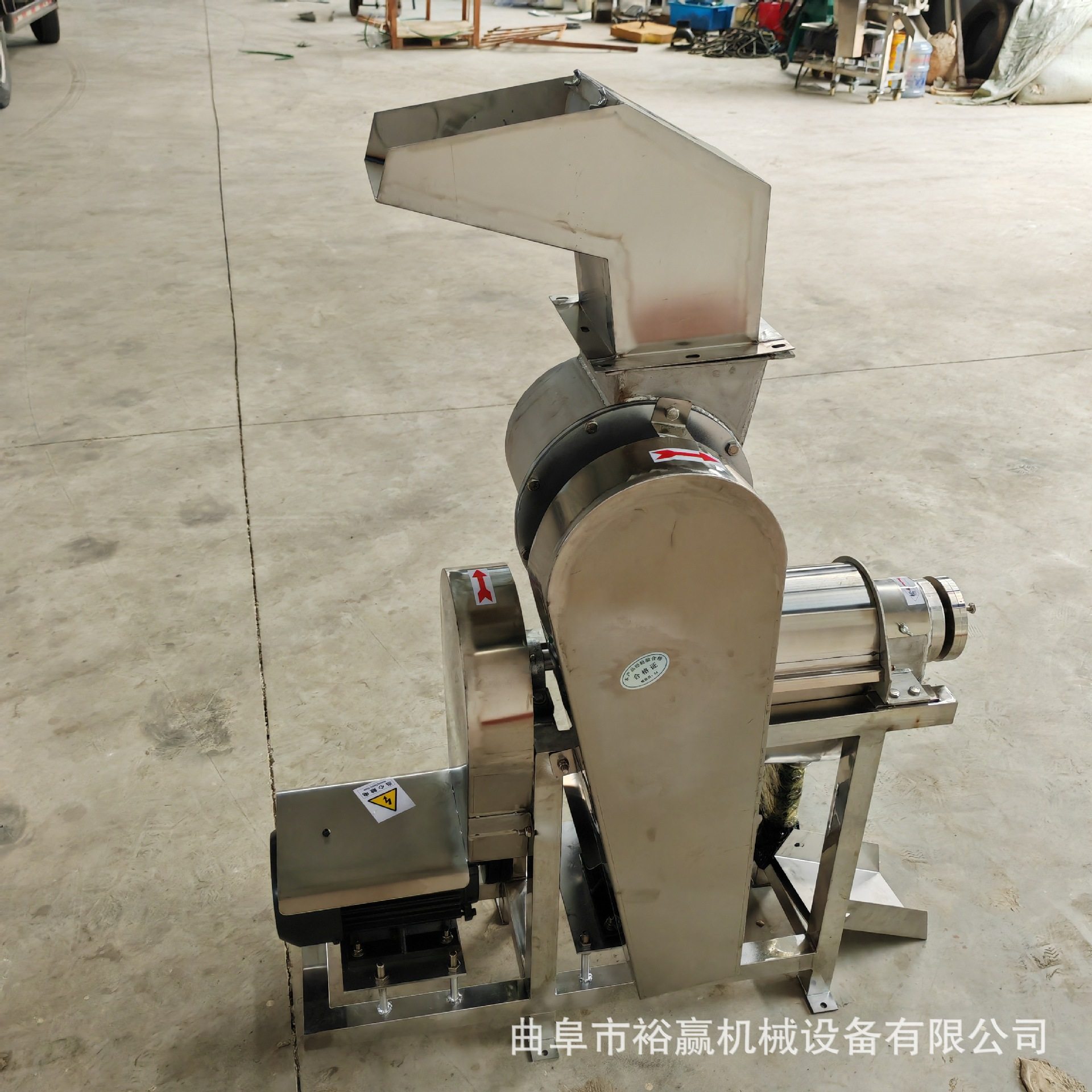 工业甜菜生姜破碎榨汁机 甜橙苹果打碎挤汁机 大型果汁加工生产线