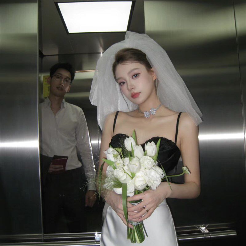 新款新娘结婚求婚l登记领证头纱短款高级感蓬蓬纱简约韩式森系韩