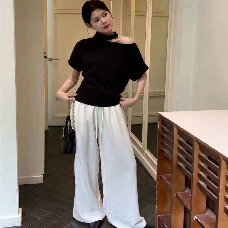 大码时尚百搭挂脖斜肩短袖T恤女夏季胖妹妹设计T收腰显瘦漏肩上衣