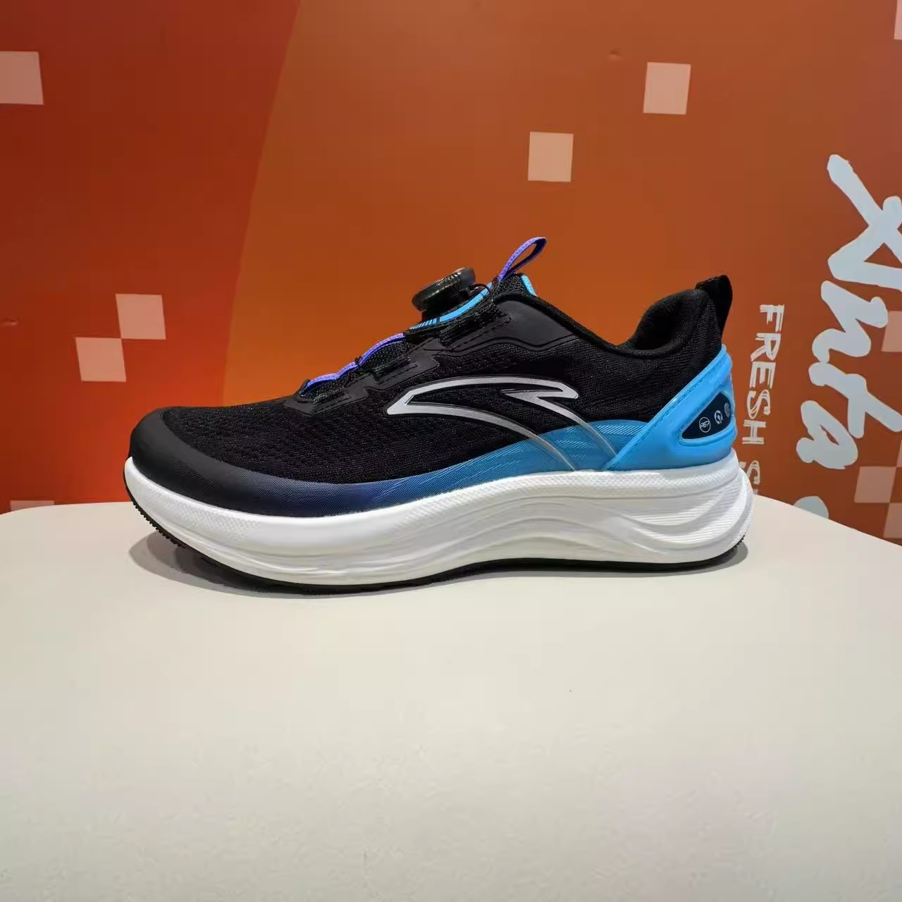 安踏儿童2025夏款男童旋钮网面透气PG7凌云运动跑步鞋312525537