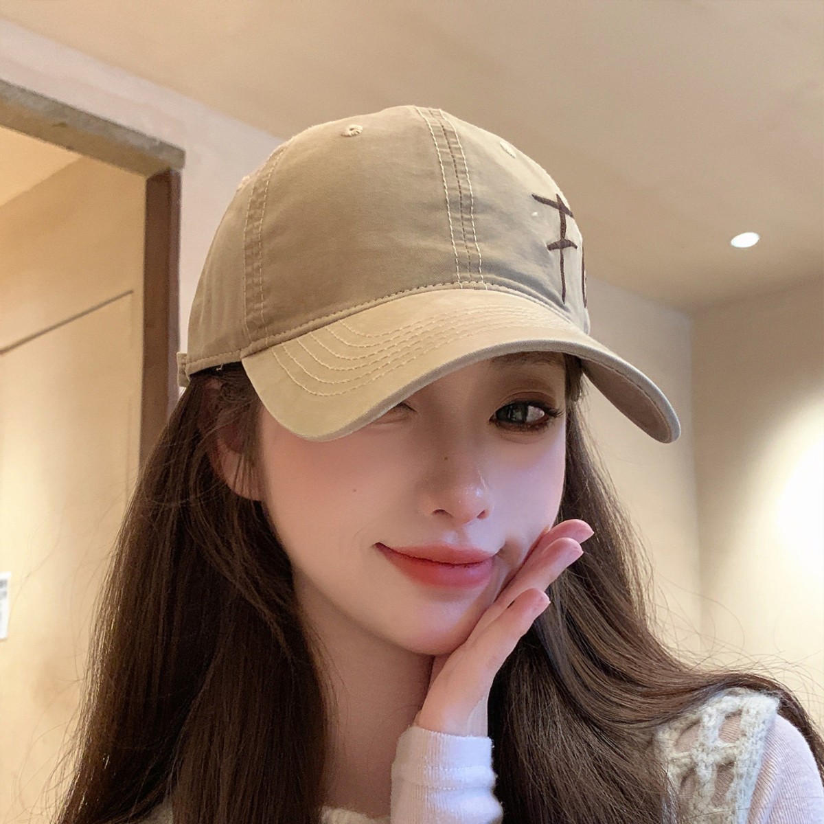 卡其色做旧水洗棒球帽女