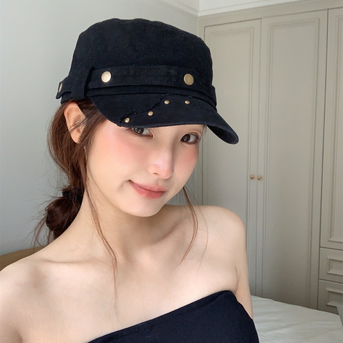 复古铆钉报童帽女做旧