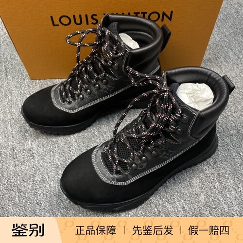 LV路易威登男士黑色鞋面黑色老花加棉高帮休闲短靴114726二手闲置