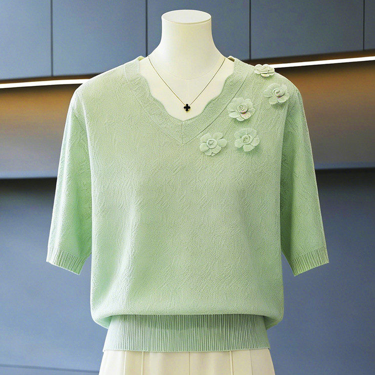 母亲节礼物妈妈洋气薄款短袖T恤中年女装夏装上衣中老年冰丝小衫