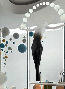 现代复式楼抽象玻璃钢雕塑别墅售楼处酒店大厅人物装置落地大摆件