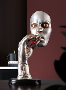 创意客厅装饰品烟者欧式复古抽象现代桌面酒架电视柜摆设