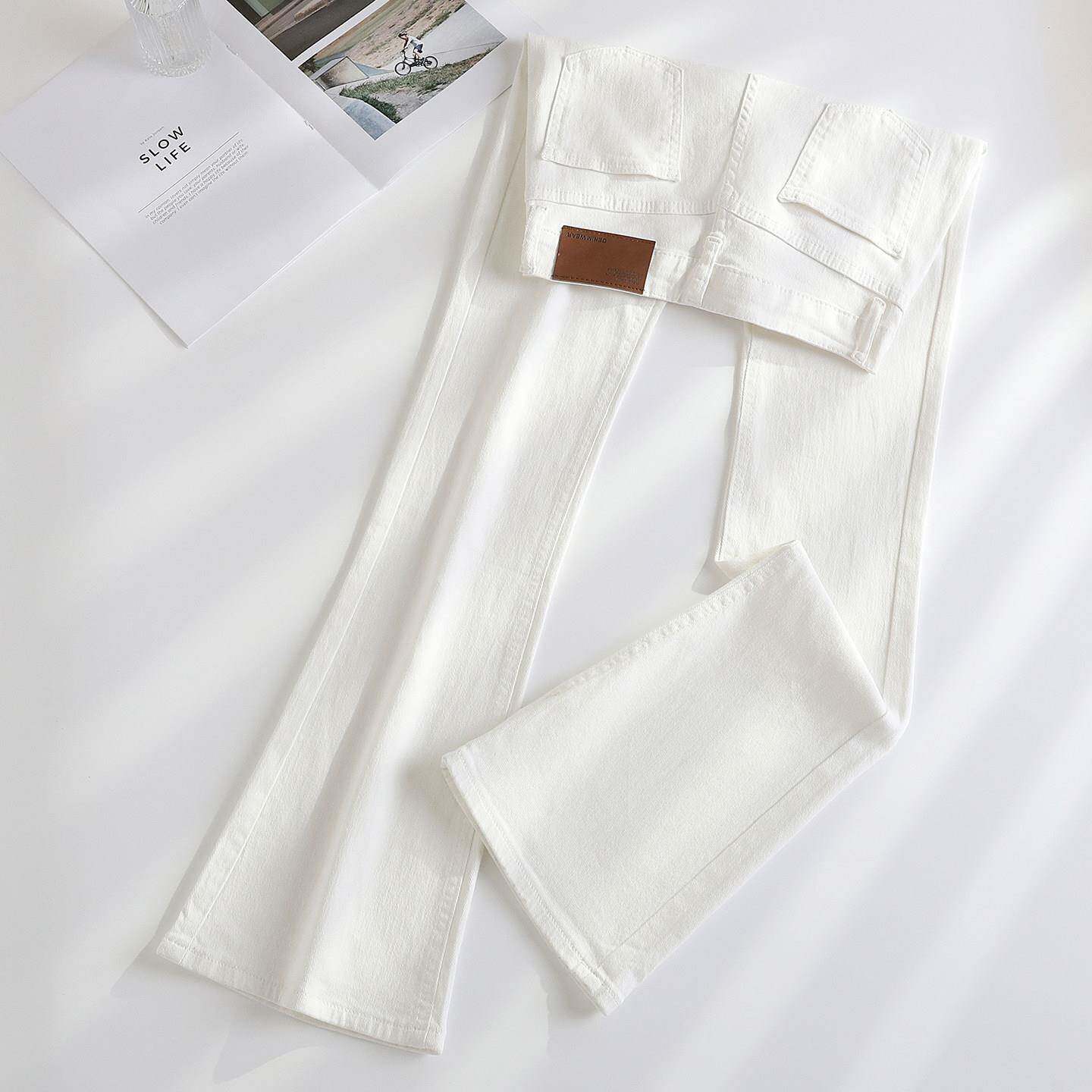 拉夏贝尔白色微喇牛仔裤女2026春秋新款辣妹弹力小个子高腰喇叭裤