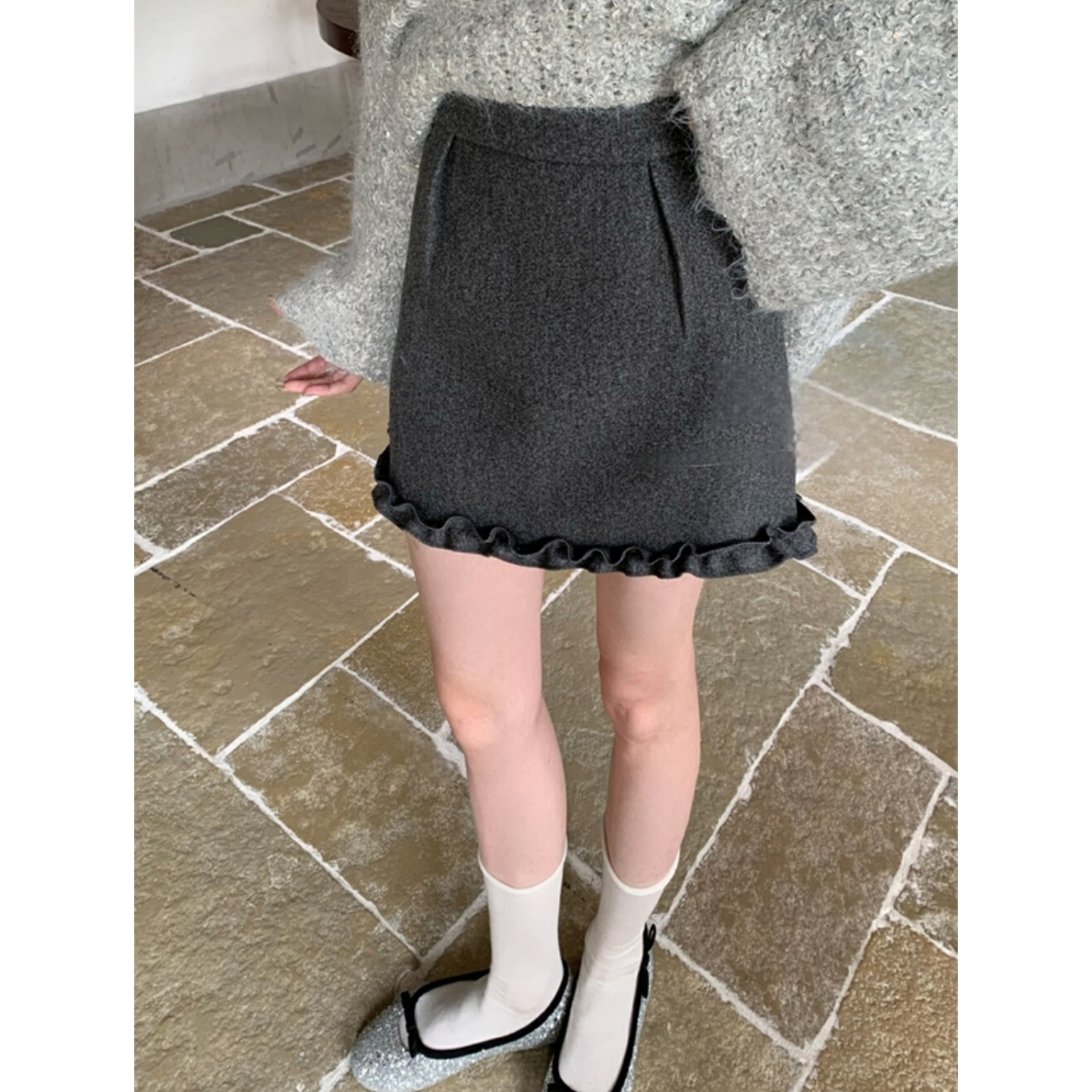 秋冬显瘦百搭灰色a字半身裙