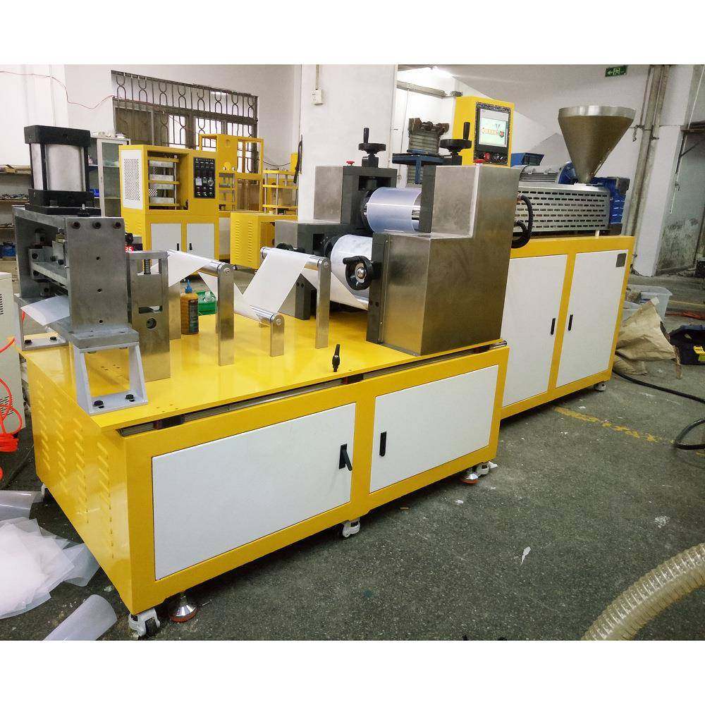 XH-432小型配方实验PE拉伸流延膜缠绕膜机