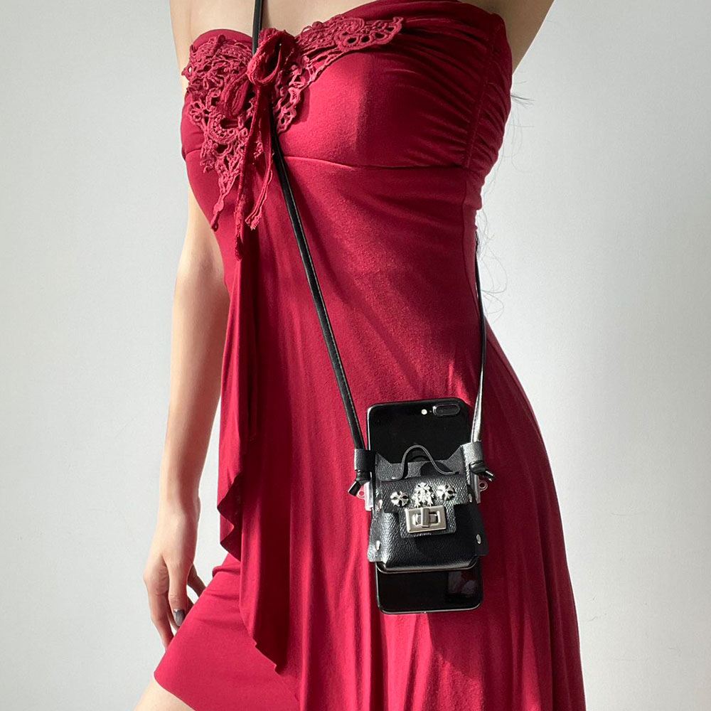 复古镶钻十字架迷你包斜挎腰链女