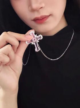 长款金属链锆石粉色十字架项链女