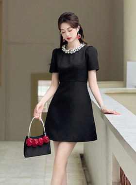 新款轻奢时尚显瘦小个子收腰连衣裙21251