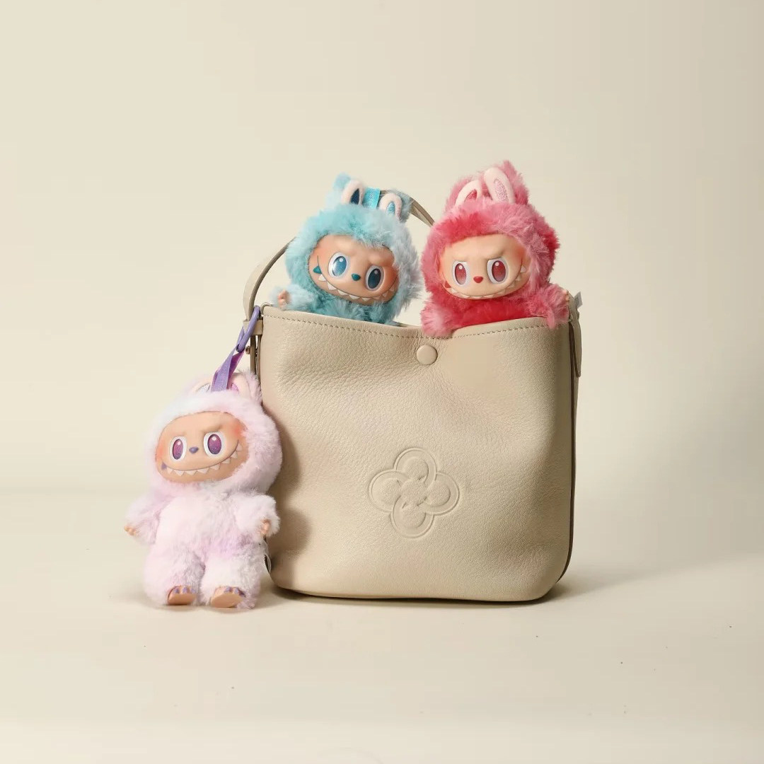 手提菜篮子通勤包奶昔白小水桶 到底谁才是天选娃包 清迈感慵懒,箱包皮具/热销女包/男包,通用款女包,淘宝优惠券,粉丝福利购,淘宝优惠卷