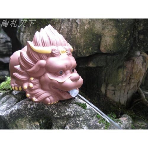 上古神兽喷水狻猊招财摆件假山盆景鱼族鱼缸精品陶瓷流水配件装饰