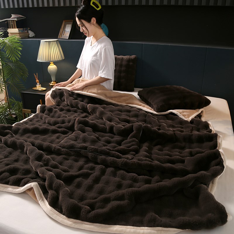 二合一抱枕被子两用毯子兔毛绒2024新款车载午睡折叠可收纳靠枕垫