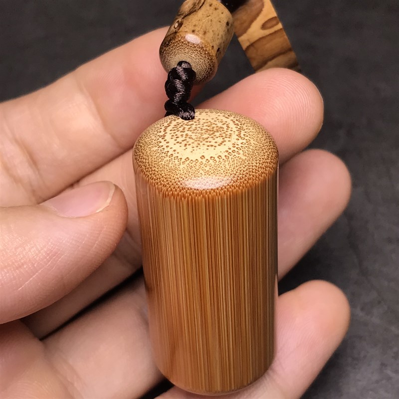 老料实心竹手把件挂件 文玩实心玉竹面包敦子可爱短胖竹节吊坠