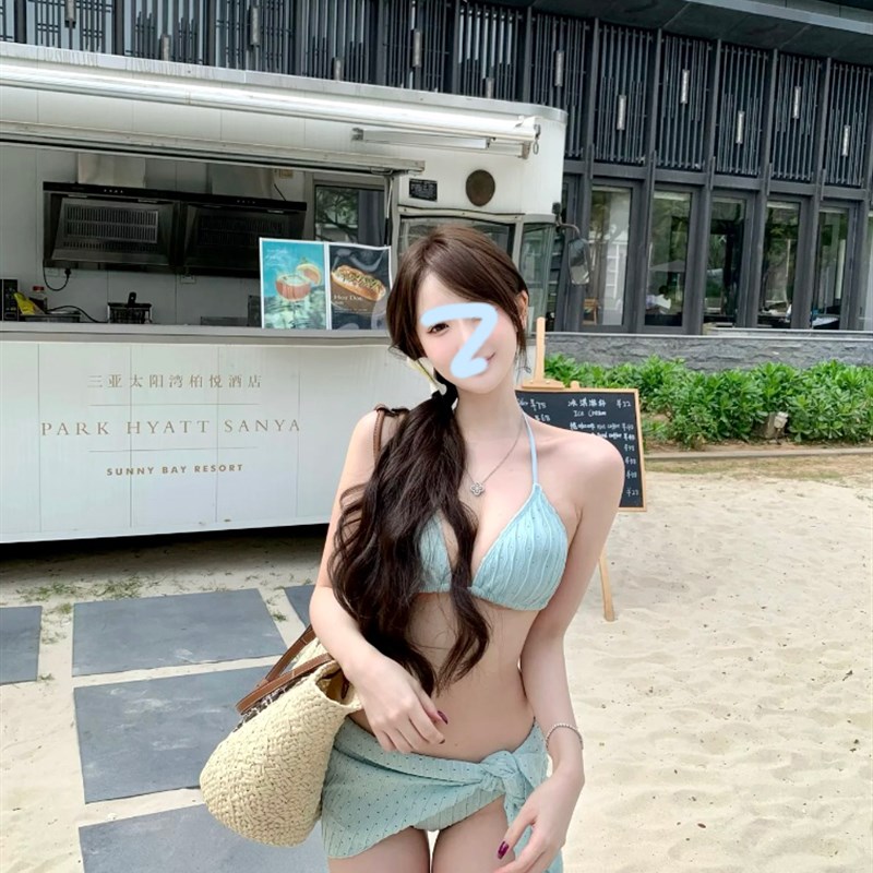 泳衣女比基尼三件套奶蓝色显x白纯欲风高级感小胸聚拢显瘦泡温泉