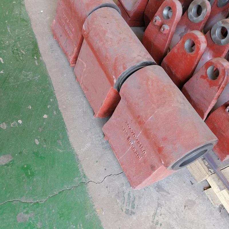 挖机斗耳马拉头挖掘机铸造件pc00马拉头大臂前叉挖机配件