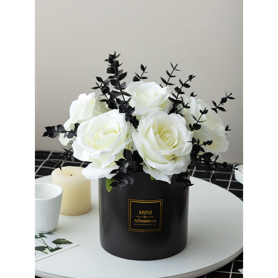 白色纯净清风人造花假花玫瑰桉树叶客厅餐桌入口装饰摆件花束