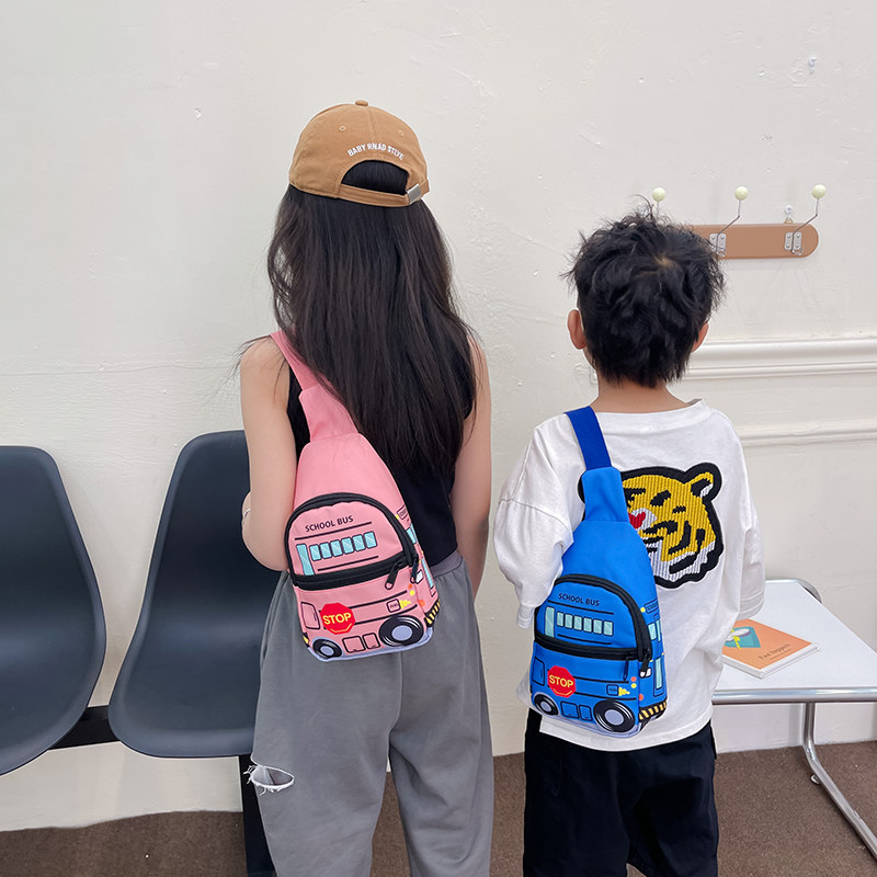 小孩包包可爱小挎包卡通小汽车y儿童胸包潮百搭外出游玩男童斜挎