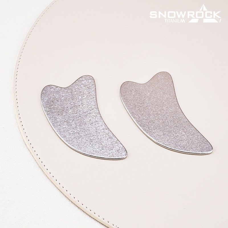 SNOW ROCK户外便携钛合金刮痧板保健按摩刮片刮板心形冰晶家用