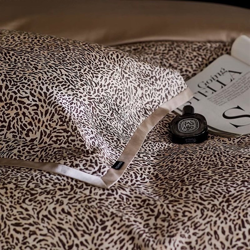 1轻奢高级感100S天丝棉四件套豹纹数码印花被套床单别墅样板间床