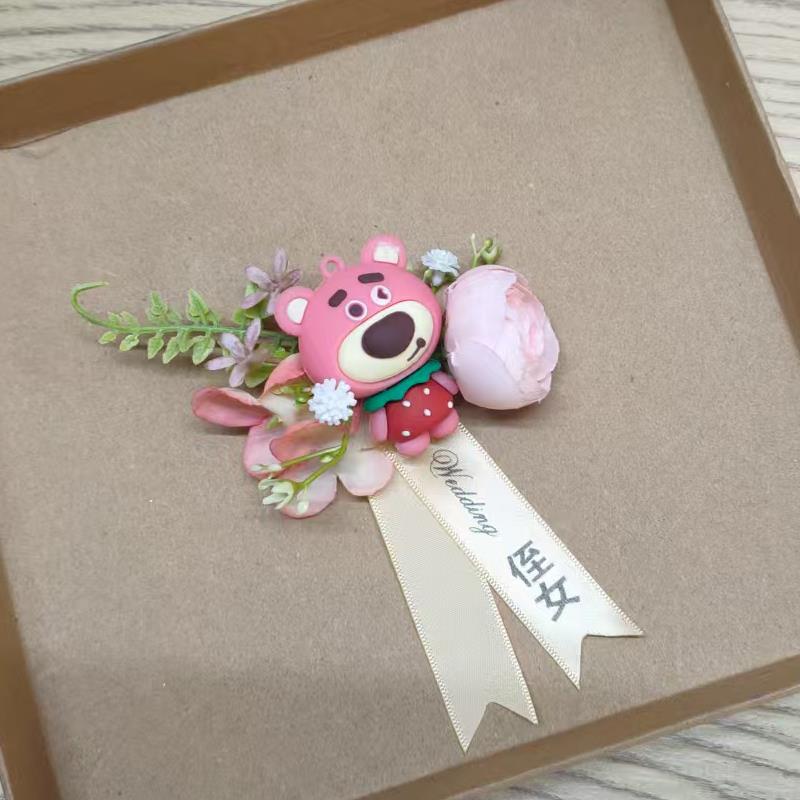 花女孩外浣熊女孩，伴郎和姐妹组创意利基户外有趣的娃娃胸花森林