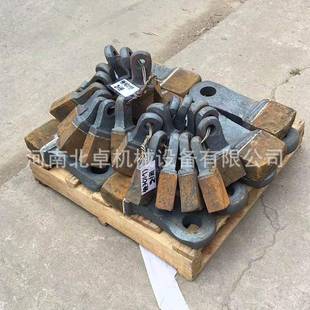 双电机破碎机耐磨锤头配件 页岩双级破碎机高韧性锻打耐磨锤头