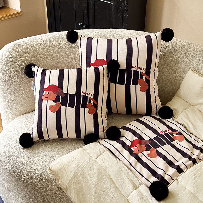 两用抱枕被靠垫枕头被午休空调被卡通可爱四季宿舍汽车沙发多功能