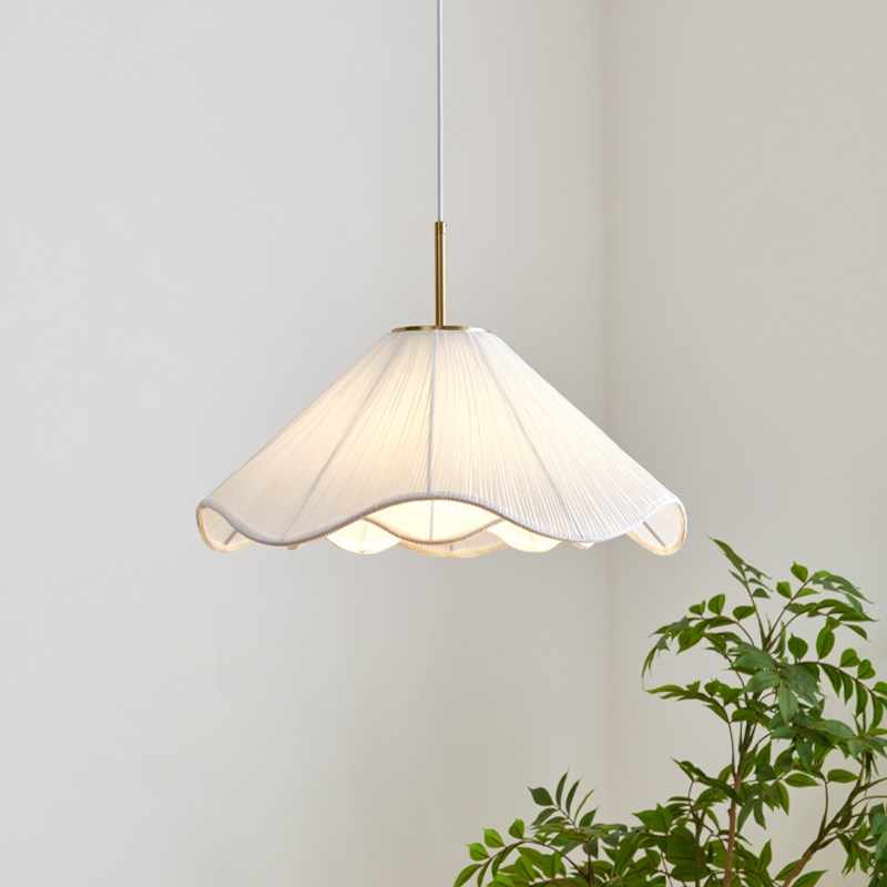 法式奶油风中古餐厅吊灯卧室温馨布艺高级感浪漫主卧房间客厅灯具