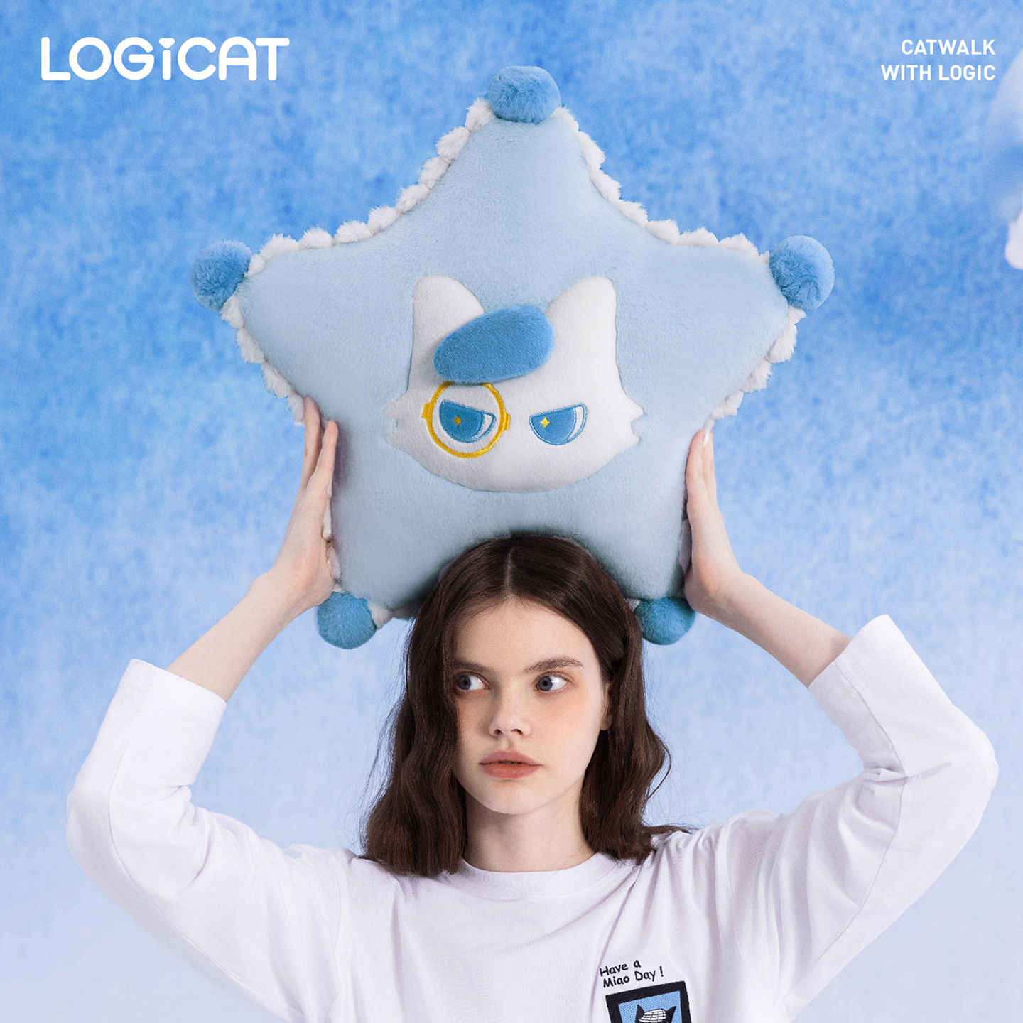 LOGICAT星星抱枕毛绒玩偶家居沙发床头女生礼物可爱猫咪午睡靠枕