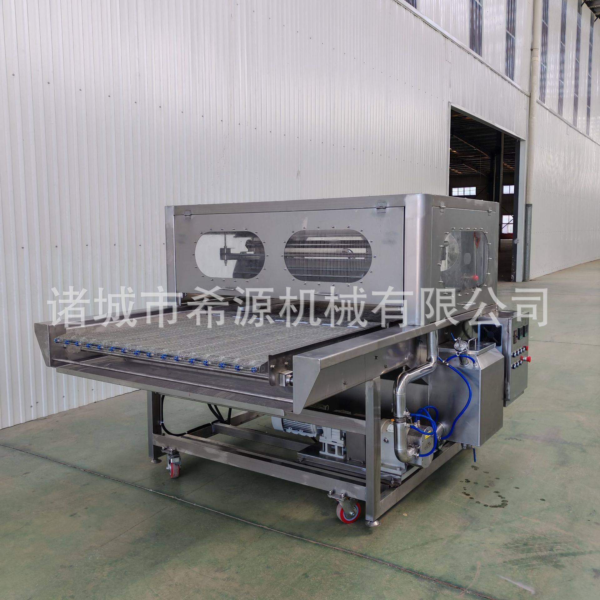 面包巧克力涂层机 蛋卷巧克力蛋糕涂层生产线 冻干草莓巧克力涂层