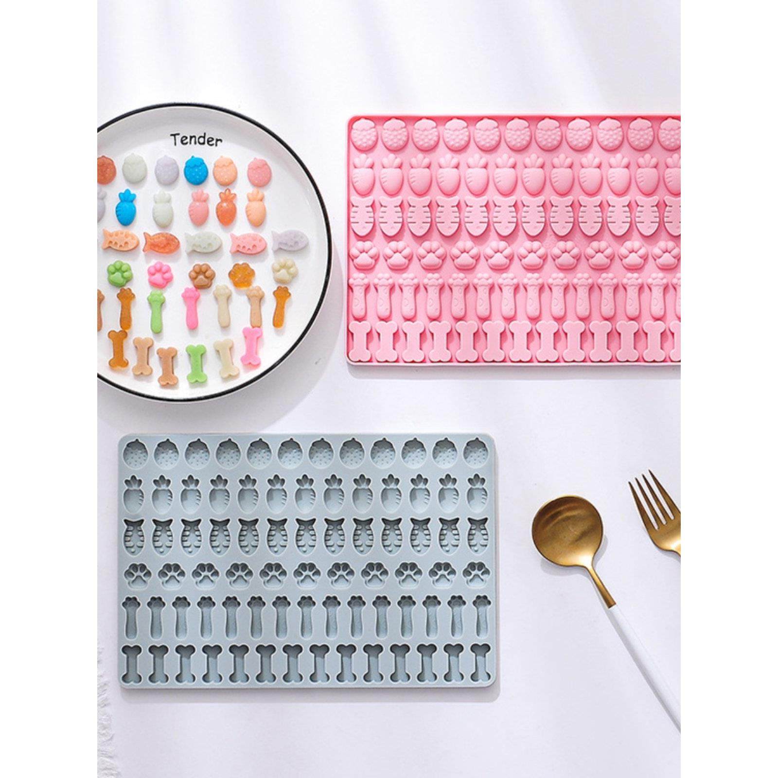 致焙祺78格草莓猫爪等造型硅胶模具迷你宠物零食饼干狗粮模具烤盘