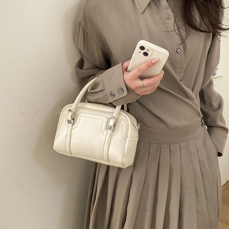 韩版时尚手提包女士包包2026春季新款简约枕头包百搭单肩斜挎包潮