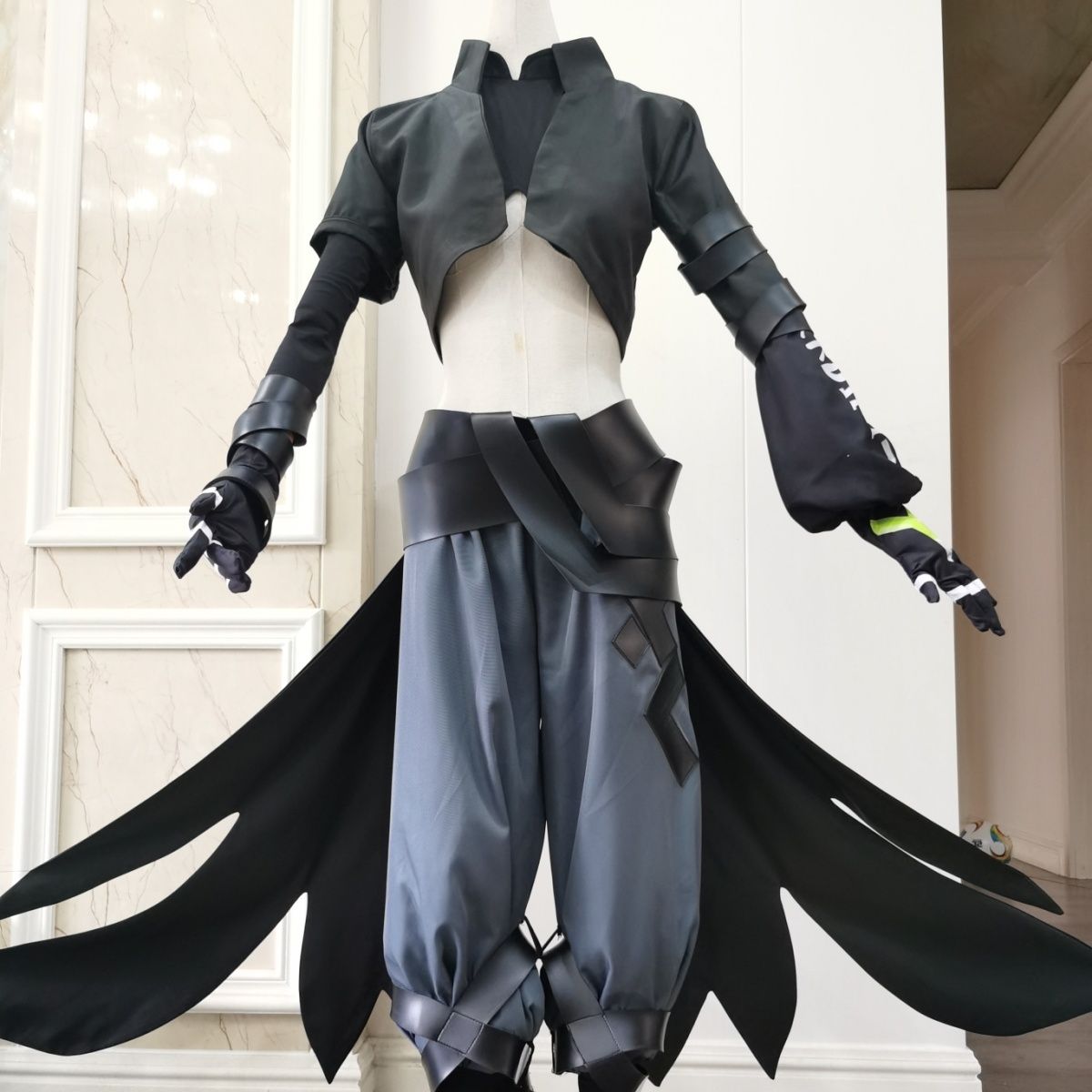 凹凸世界cosZ天使 赞德cos见习天使 cosplay服装定制