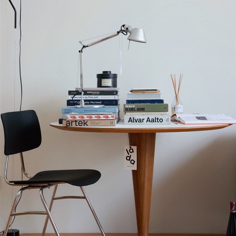 多匣lada 甜筒餐桌 小户型家用C现代简约轻奢圆桌北欧中古白色餐