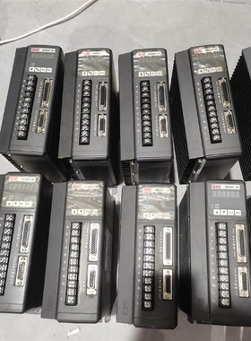 SD200-30 SD300-30伺服驱动器 成色如图