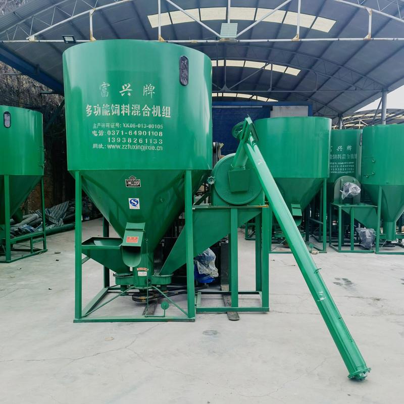 2吨15kw饲料粉碎搅拌一体机380V铜线电机饲料粉碎混合机搅拌罐