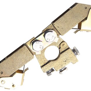 直流汽车发电机碳刷电刷d374n碳刷架 支架 通用