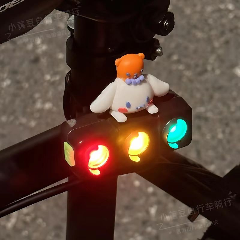 玉桂狗自行车灯骑行车尾灯爆闪公路山地车夜骑安全警示灯可爱卡通