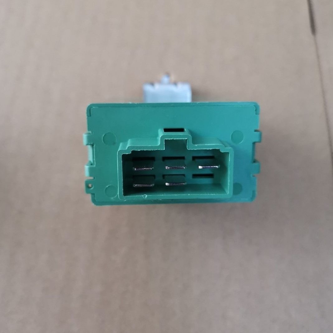 徐工驾驶室8XG3配件继电器25CT原厂南汽徐工5N闪光吊车汽车大全XL