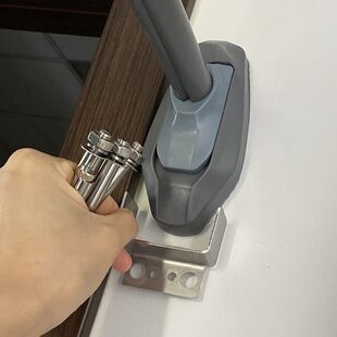 托架室内引体向上墙壁配件杠固定器打孔单杠上不锈钢门支架杆加固