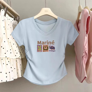 夏季正肩v领短袖t恤女装2025新款设计感美式掐腰显瘦半袖上衣