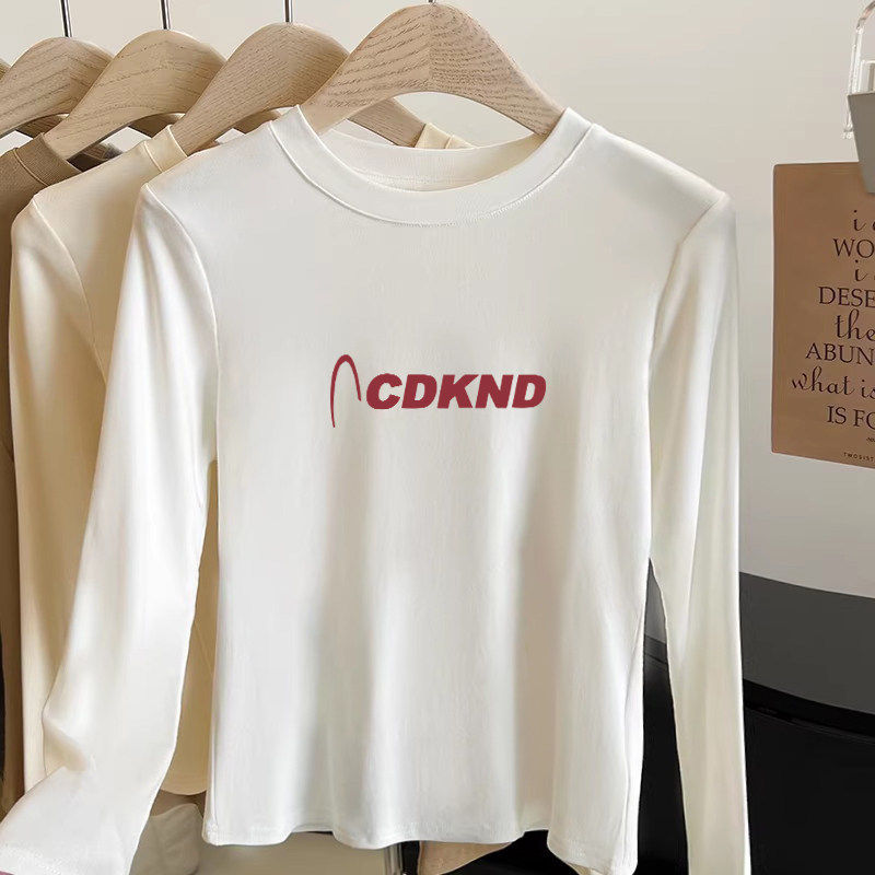 韩系圆领正肩打底衫女2026春秋纯棉显瘦内搭长袖t恤辣妹短款上衣