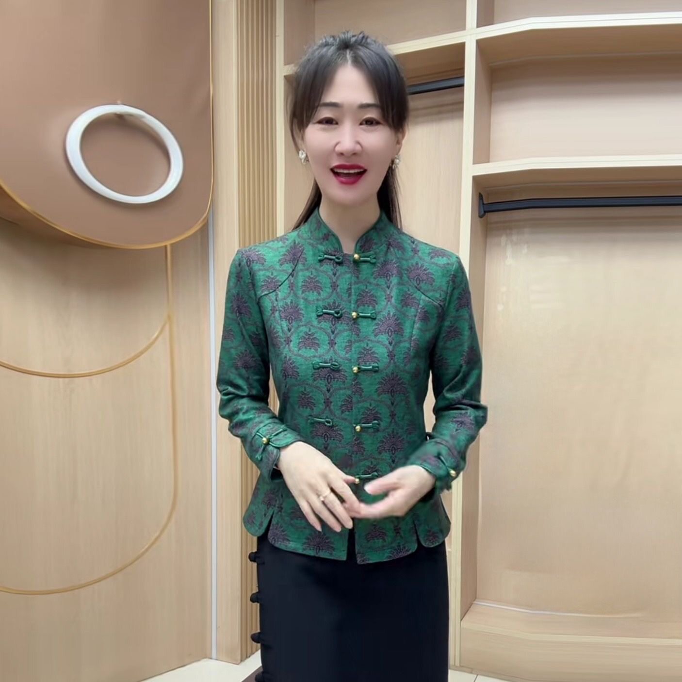 冬季妈妈装新中式国风加绒加厚打底小衫中老年保暖大码显瘦上衣女