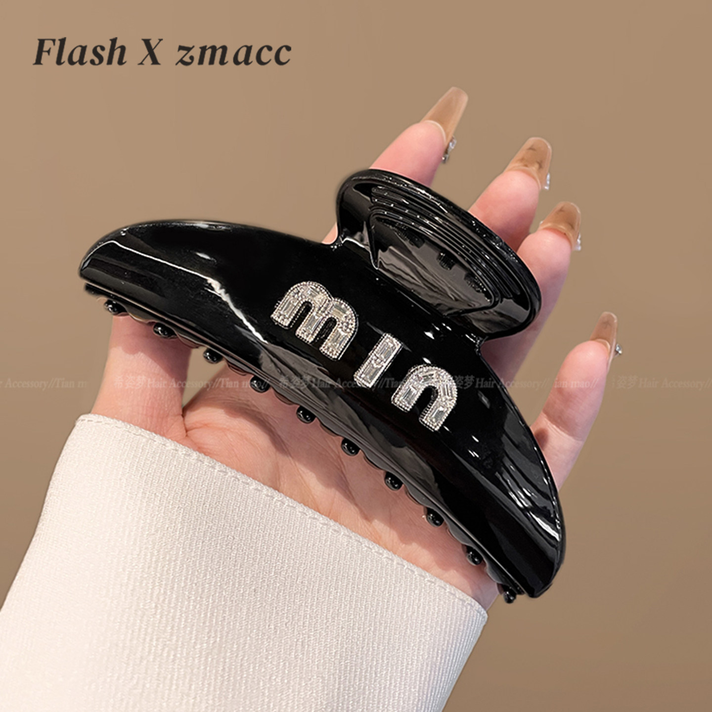 被问爆！韩系欧尼同款字母抓夹超能抓水钻黑色大号后脑勺鲨鱼夹,饰品/流行首饰/时尚饰品新,发饰,淘宝优惠券,粉丝福利购,淘宝优惠卷