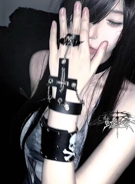 日单亚文化暗黑朋克黑色手环皮手链手背链手饰黑色手环皮手链手背