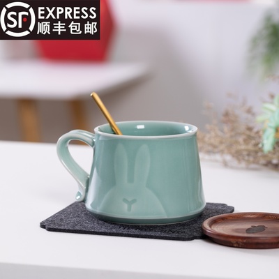 张则辉龙泉青瓷兔子咖啡杯