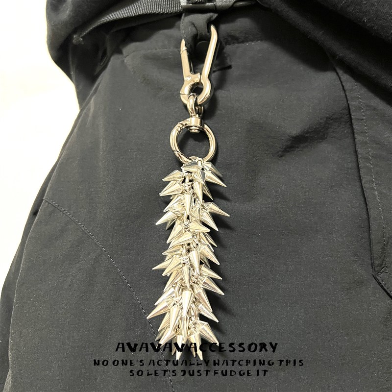 AVAVAV  小众设计款铆钉挂件钥匙扣个性挂饰高街男女同款包包挂链