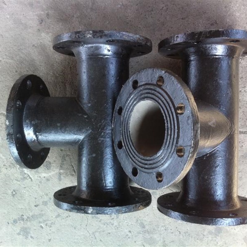 自来水管球墨铸铁水管接头全盘三通新兴管件铸铁管球墨三通甲管